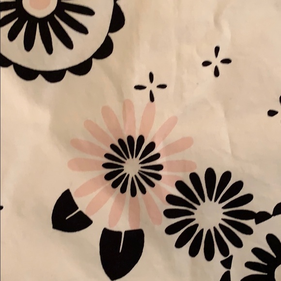 Gap Tulip Shape Skirt - Picture 2 of 8